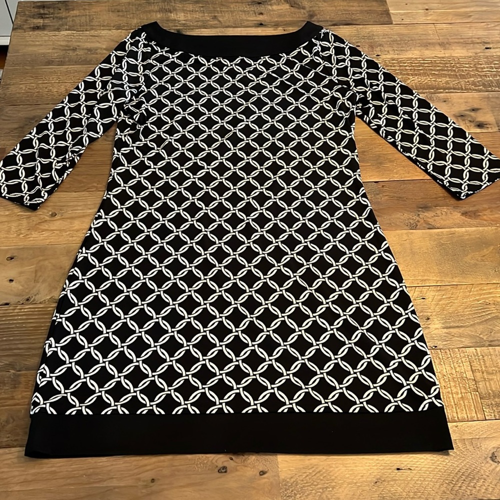 White House Black Market Print DRESS Small